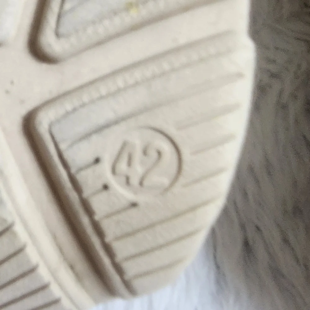 Open Toe Beige Color Slides